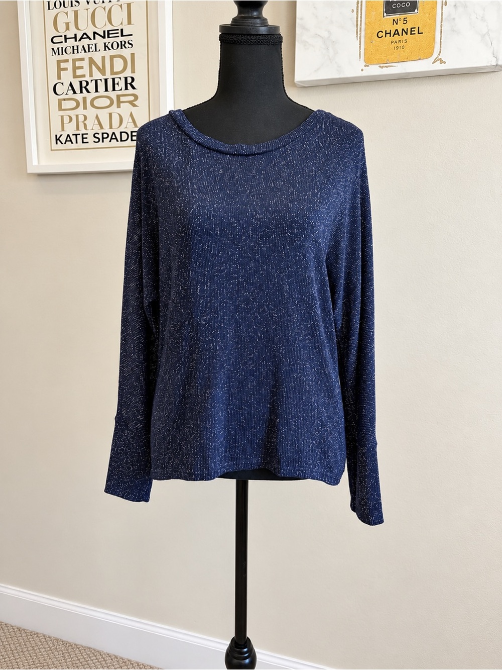 Gibson Navy Metallic Shimmer High Low Sweater Small